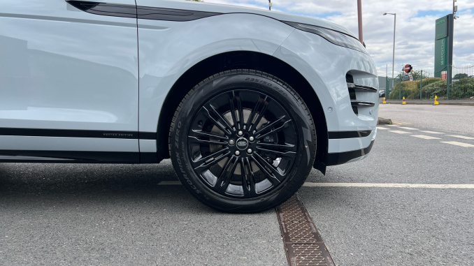 Land Rover Range Rover Evoque 2.0 D200 Hoxton Edition 5dr Auto Diesel Hatchback - Image 8